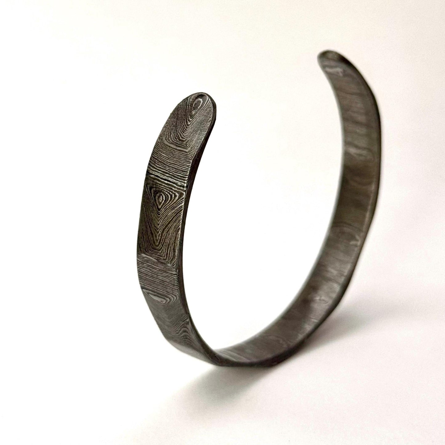 damascus bracelet side view
