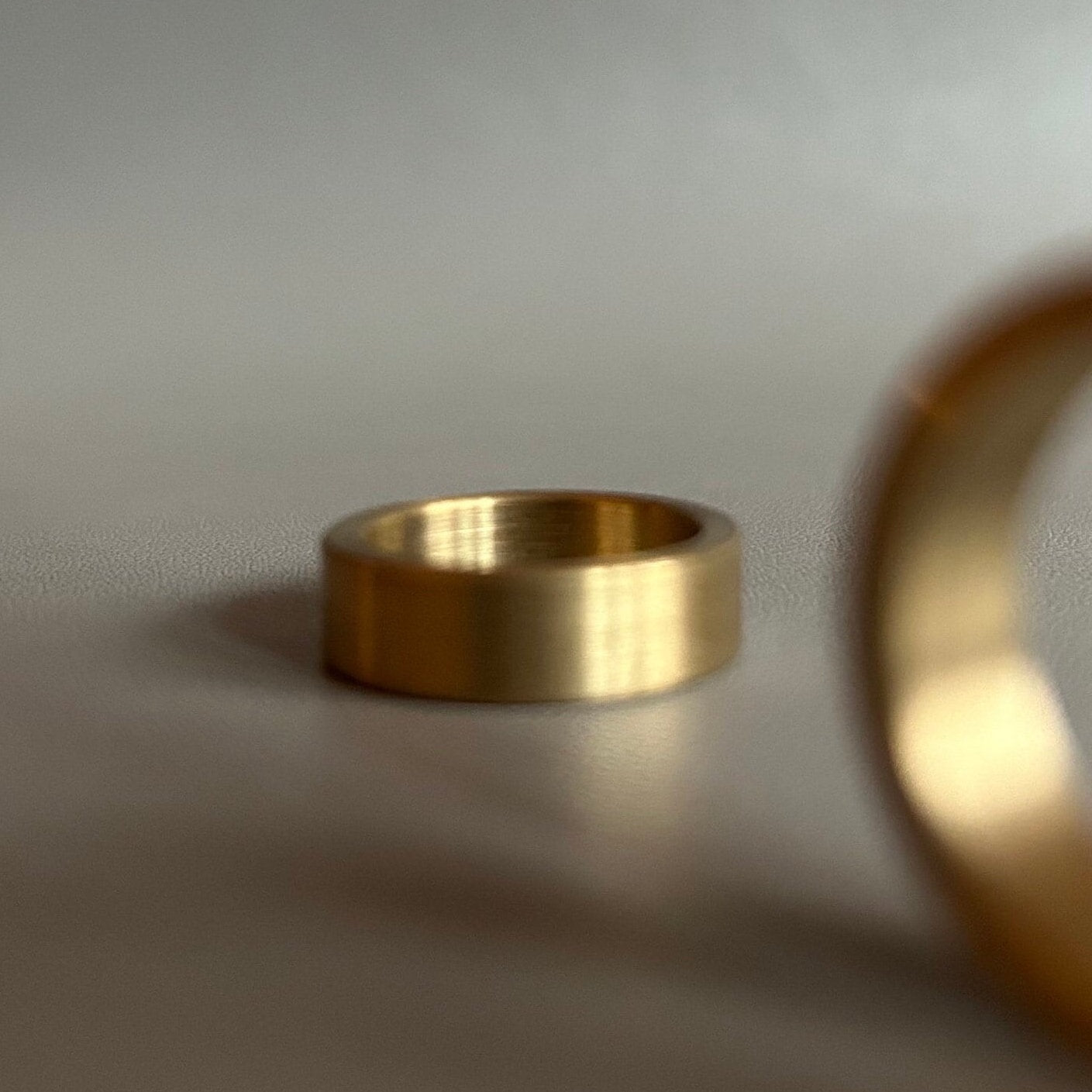 Unique Brass Unisex Ring Band - Perfect for Gifting - Minimalist
