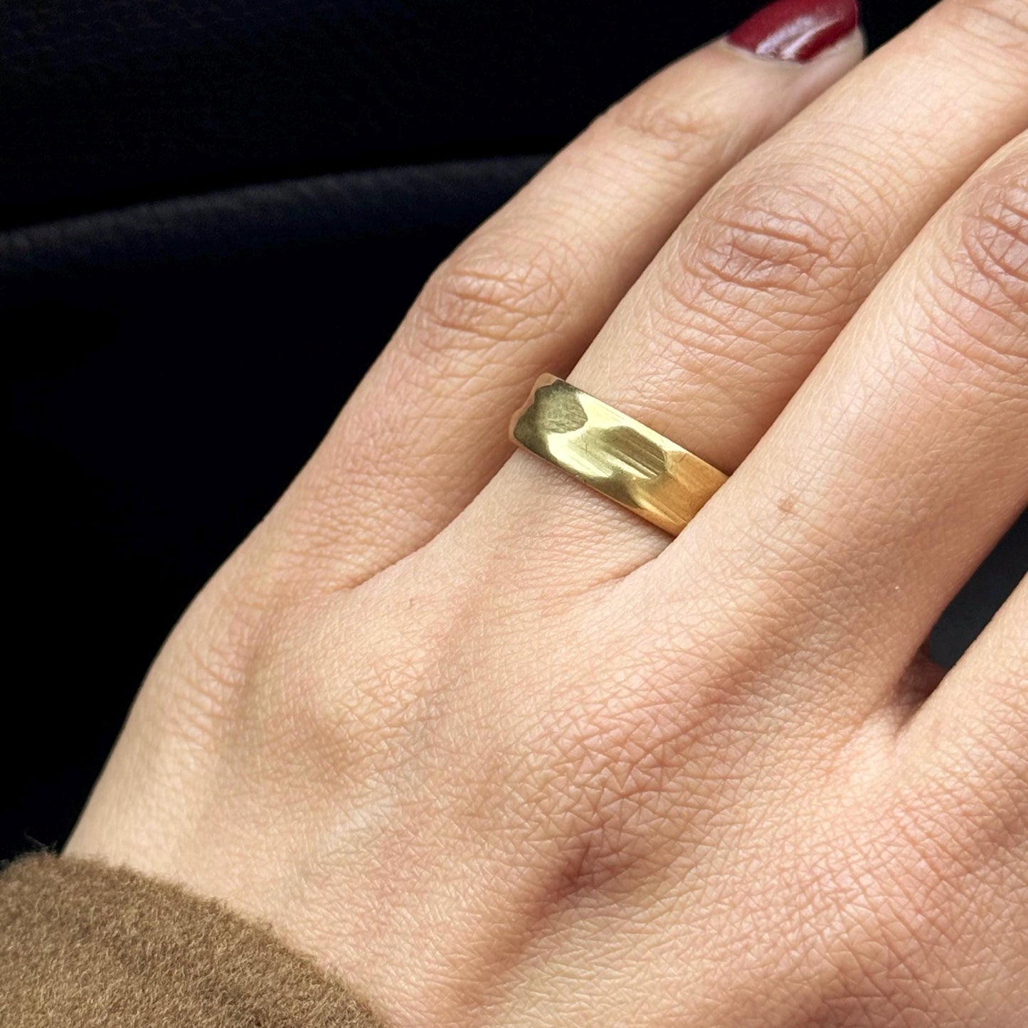 Hammered Brass Ring - Handmade Sustainable Fashion Jewelry