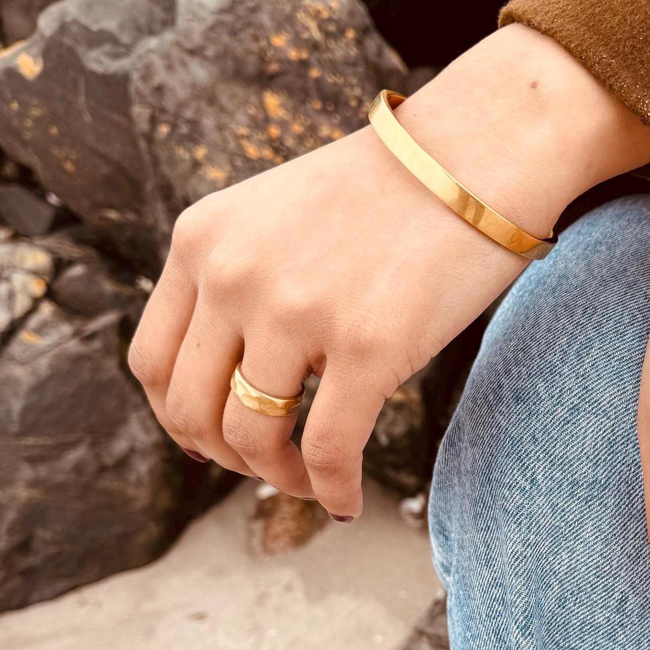 Hammered Brass Ring - Handmade Sustainable Fashion Jewelry